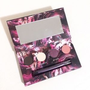 Urban decay urban addictions eyeshadow palette